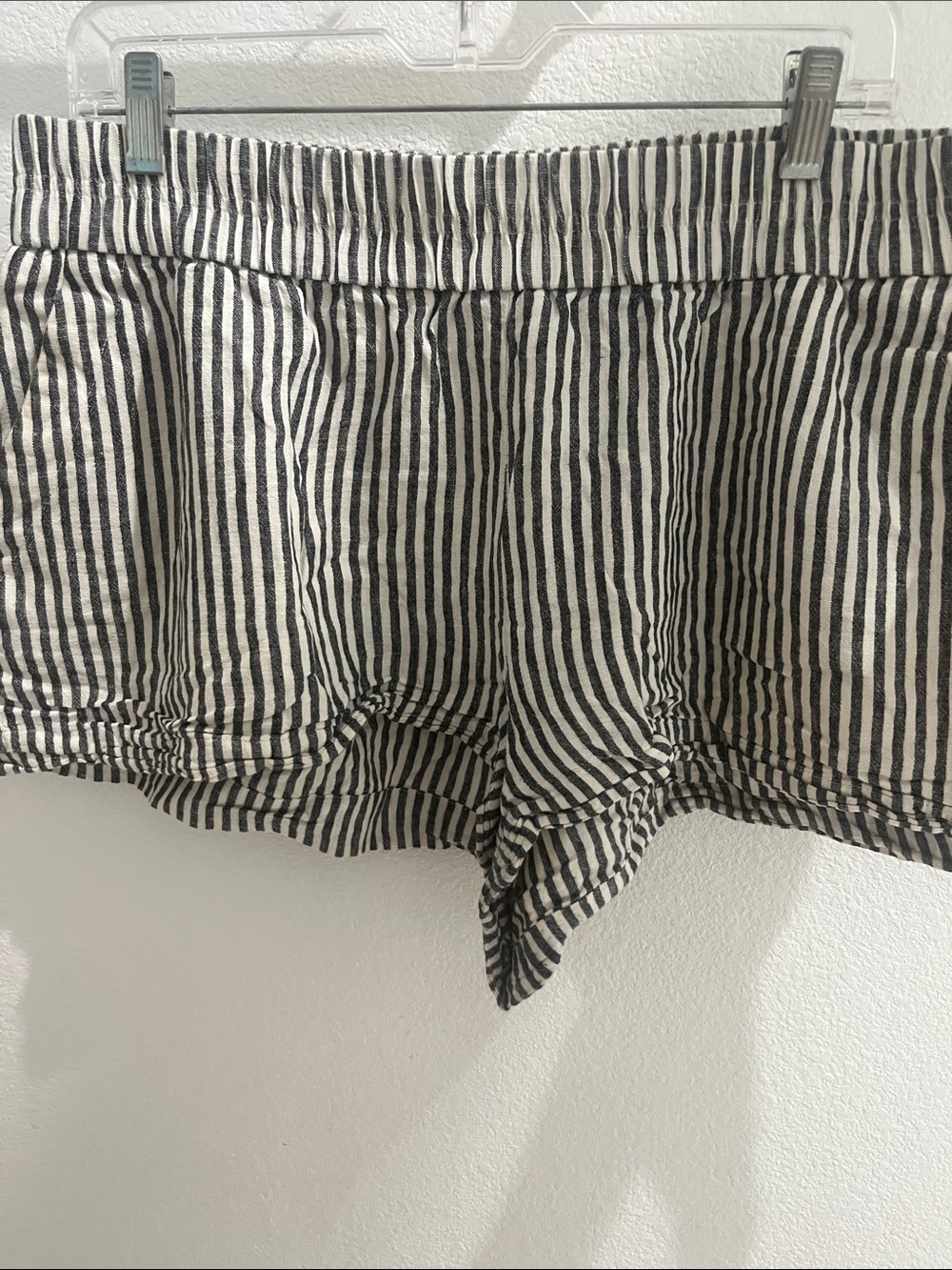 A New Day XL Striped Elastic-Waist Women’s Shorts - Black & White